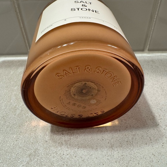 Salt & Stone Candle - Picture 7 of 8